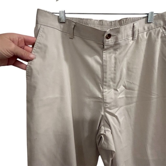 TravelSmith Men's Beige Casual Pants Size 38 Elastic Waistband - Picture 5 of 7